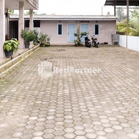 Pondok Kelapa Homestay Lampung Mitra Reddoorz Bandar Lampung Eksteriør billede