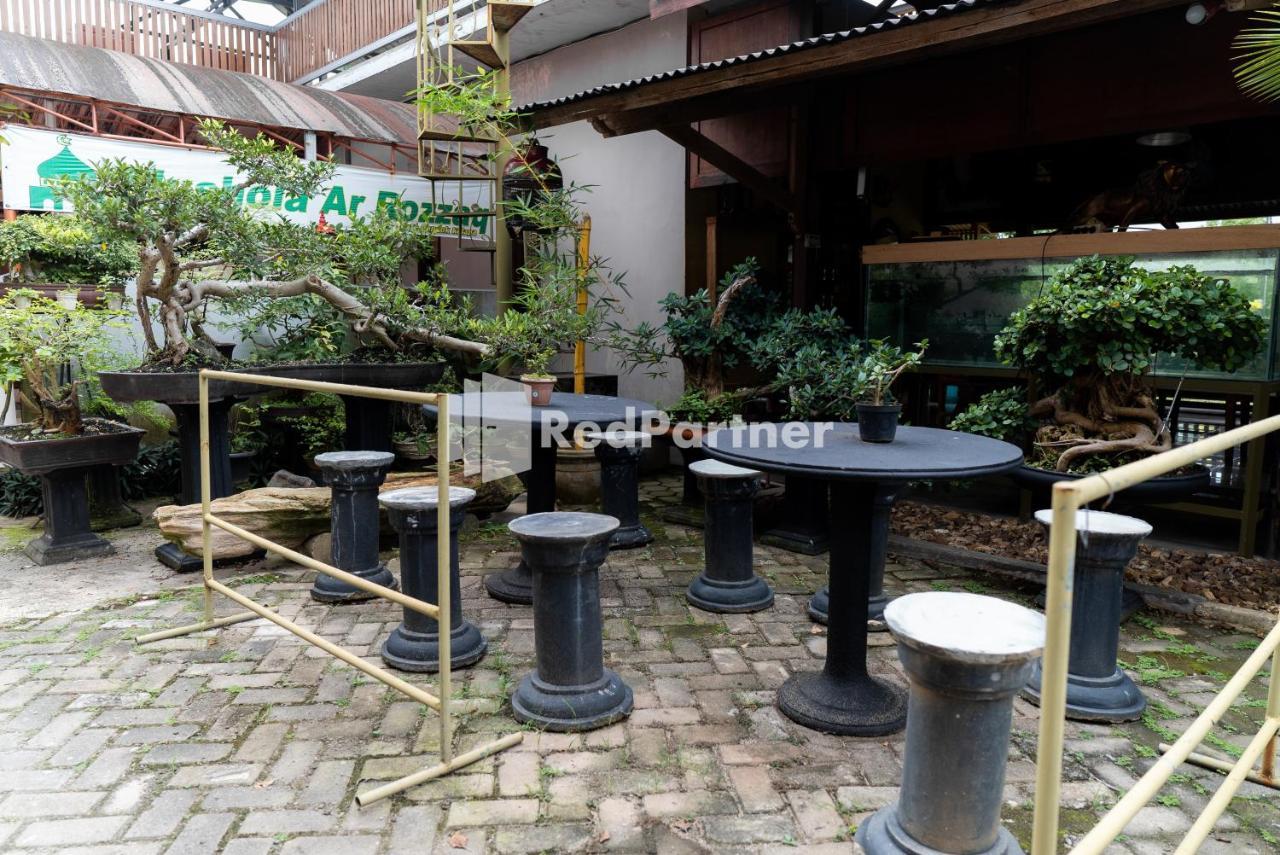 Pondok Kelapa Homestay Lampung Mitra Reddoorz Bandar Lampung Eksteriør billede