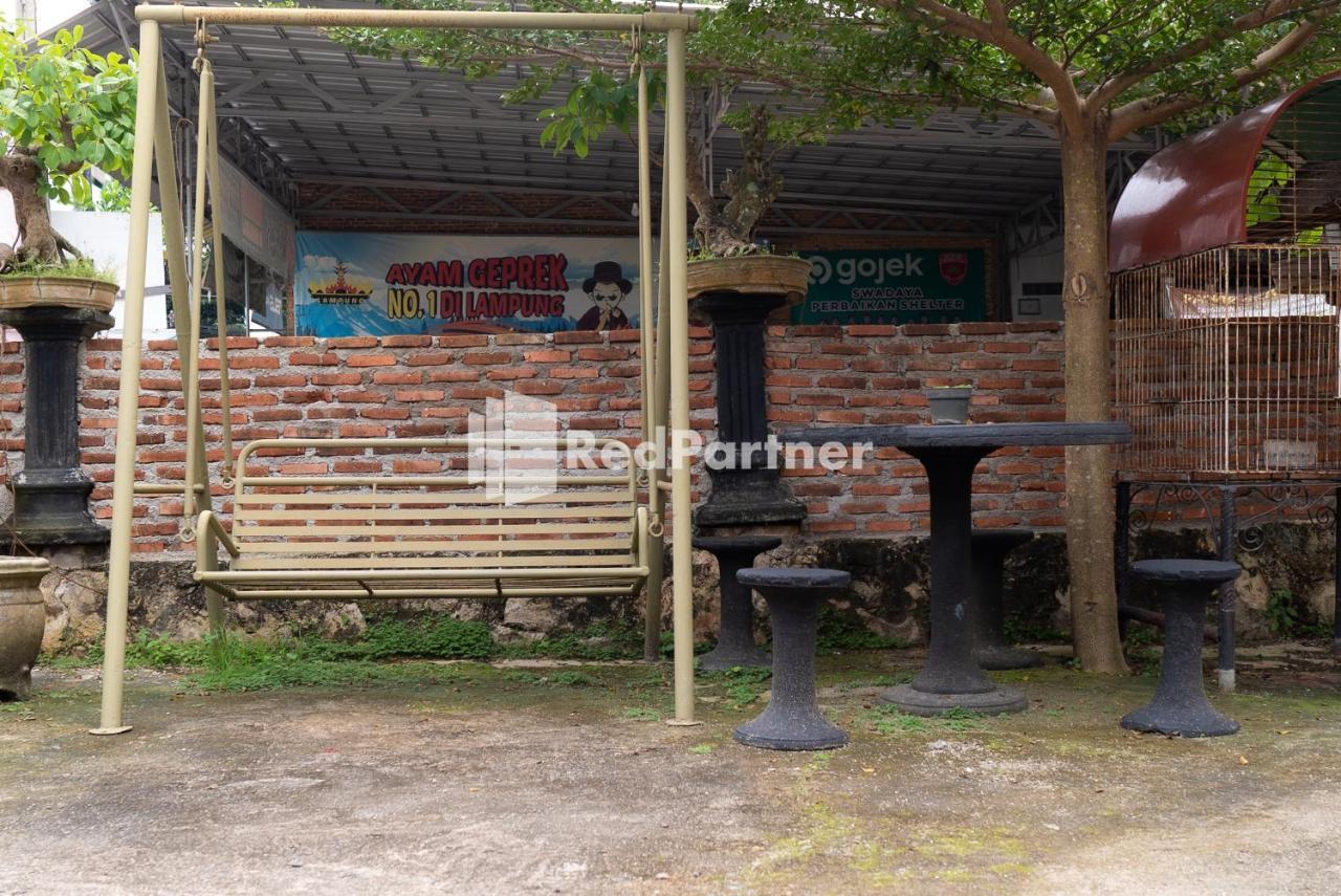 Pondok Kelapa Homestay Lampung Mitra Reddoorz Bandar Lampung Eksteriør billede